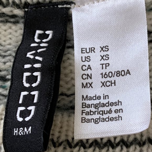 H&M sweater. - Picture 2 of 2